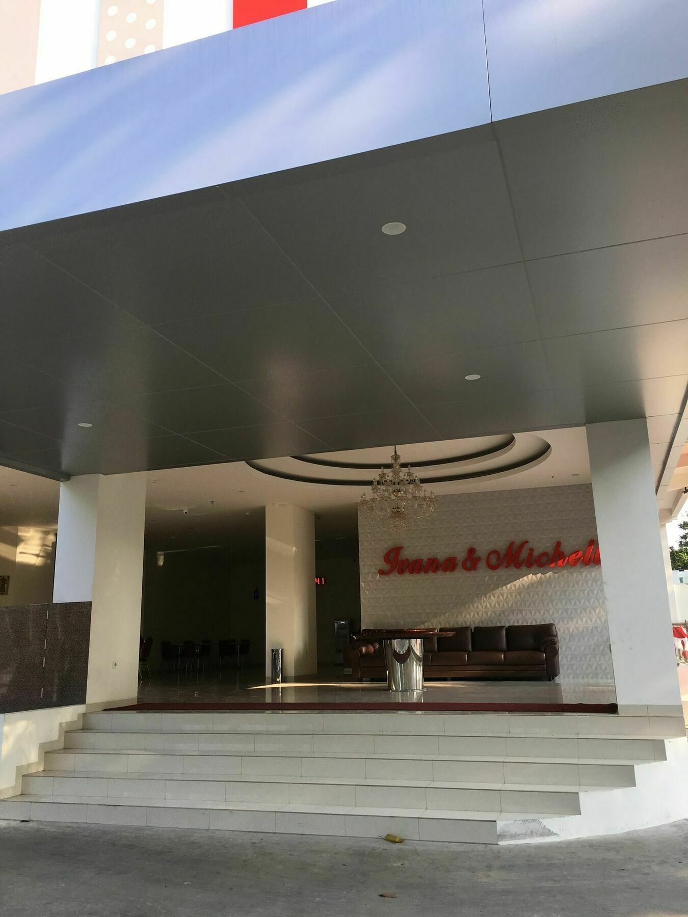 ไอแอนด์เอ็ม โฮเต็ล บิลเลียด Hotel สุราบายา ภายนอก รูปภาพ