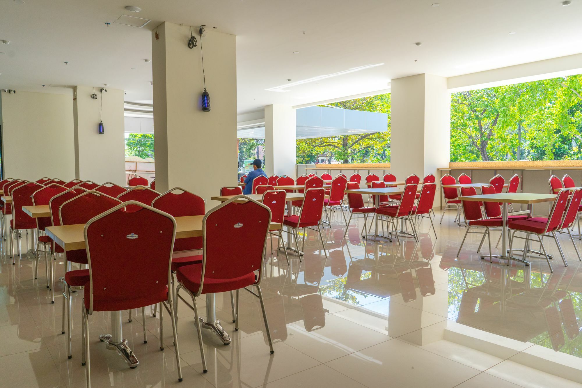 ไอแอนด์เอ็ม โฮเต็ล บิลเลียด Hotel สุราบายา ภายนอก รูปภาพ